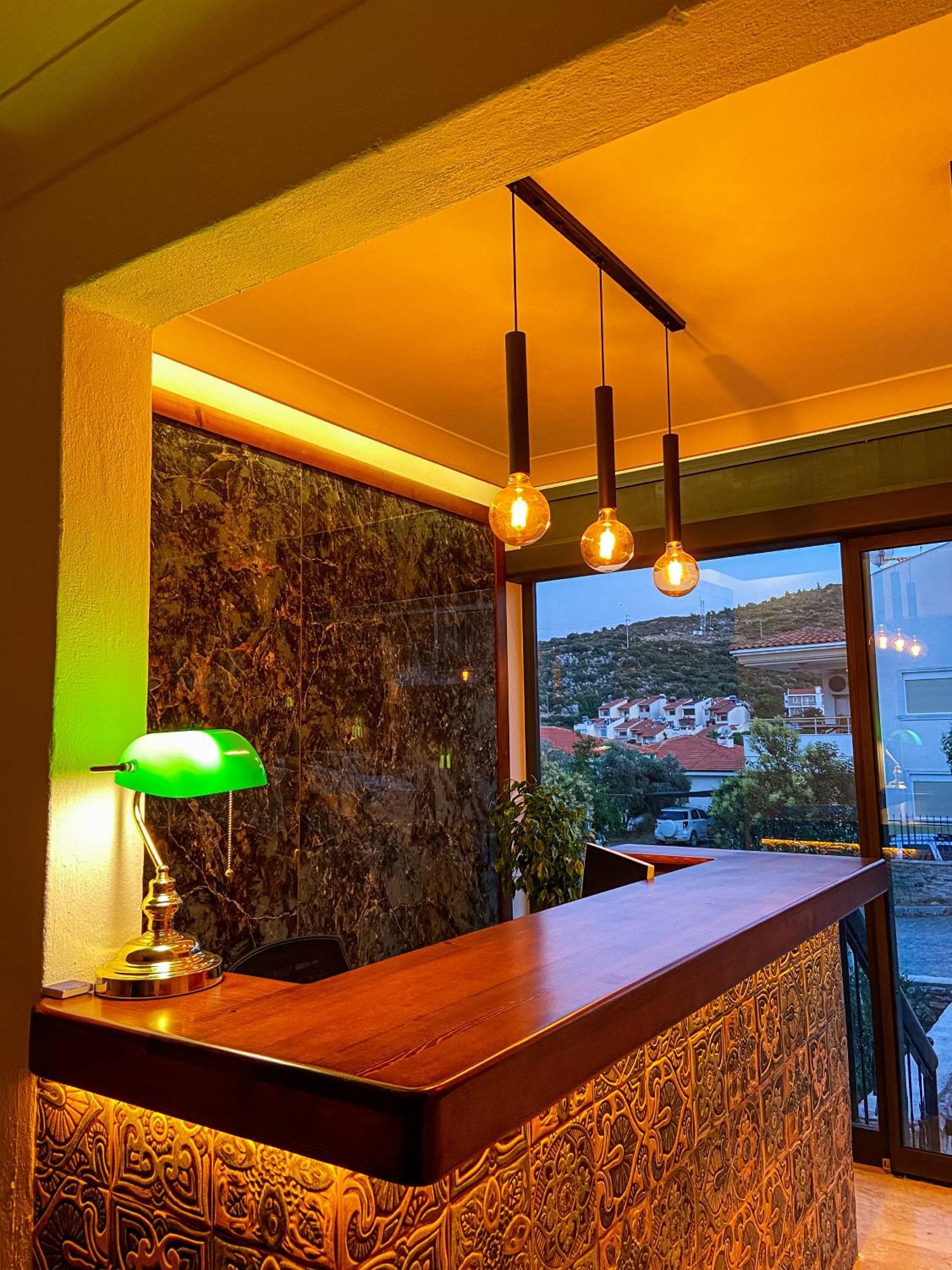 Oezguem Suite Otel 닷차 외부 사진