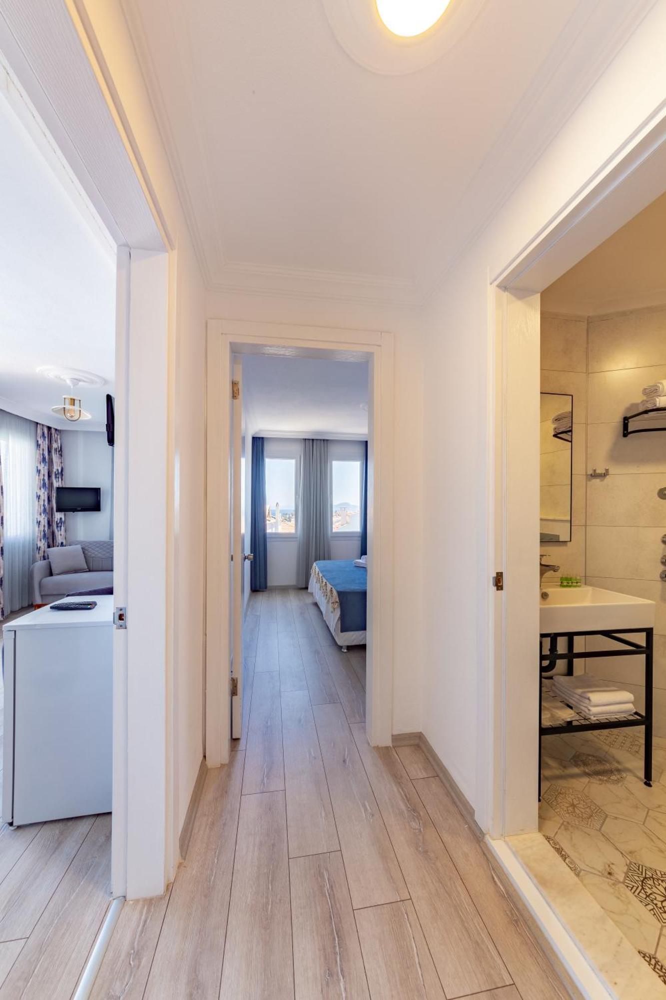 Oezguem Suite Otel 닷차 외부 사진