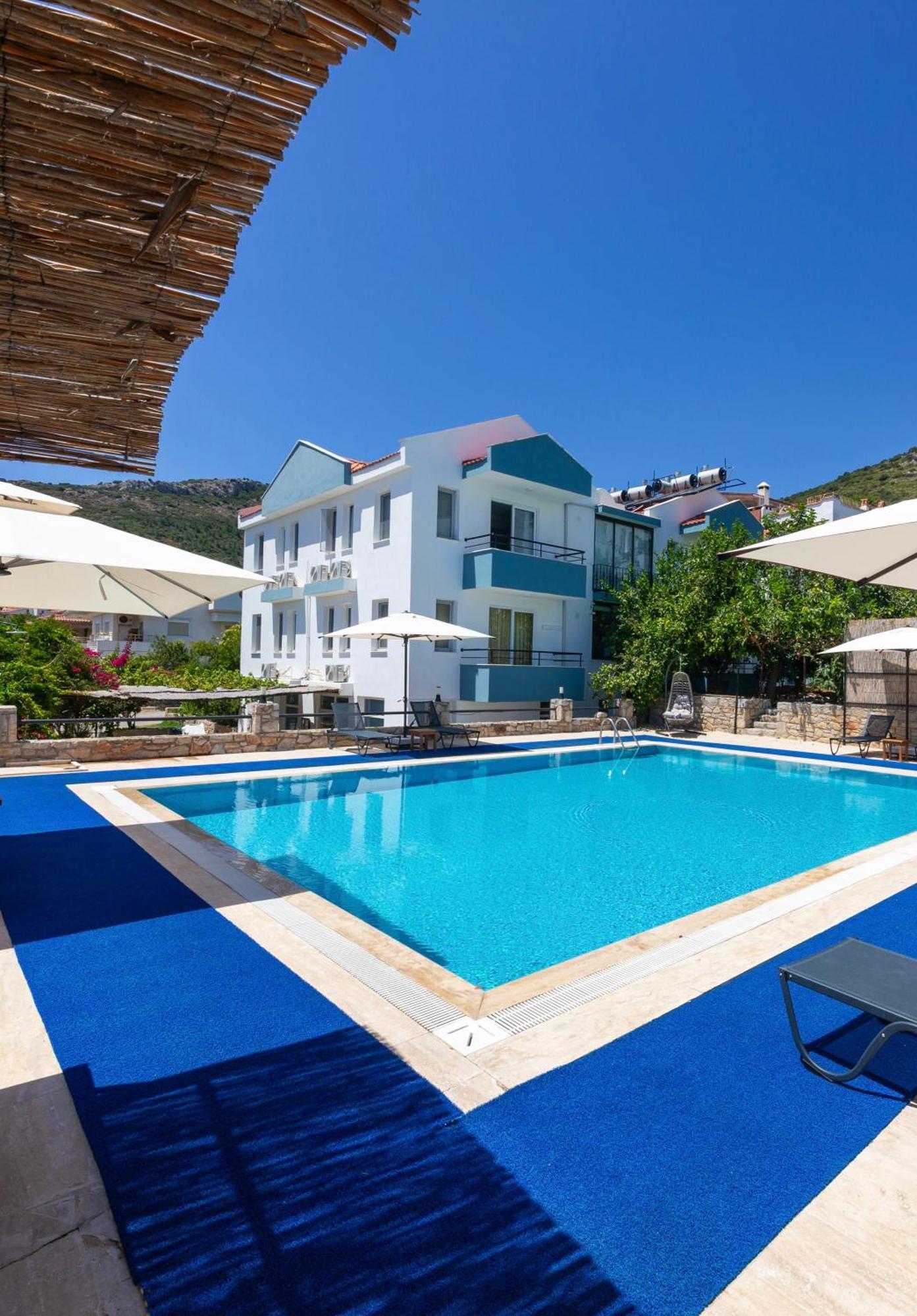 Oezguem Suite Otel 닷차 외부 사진