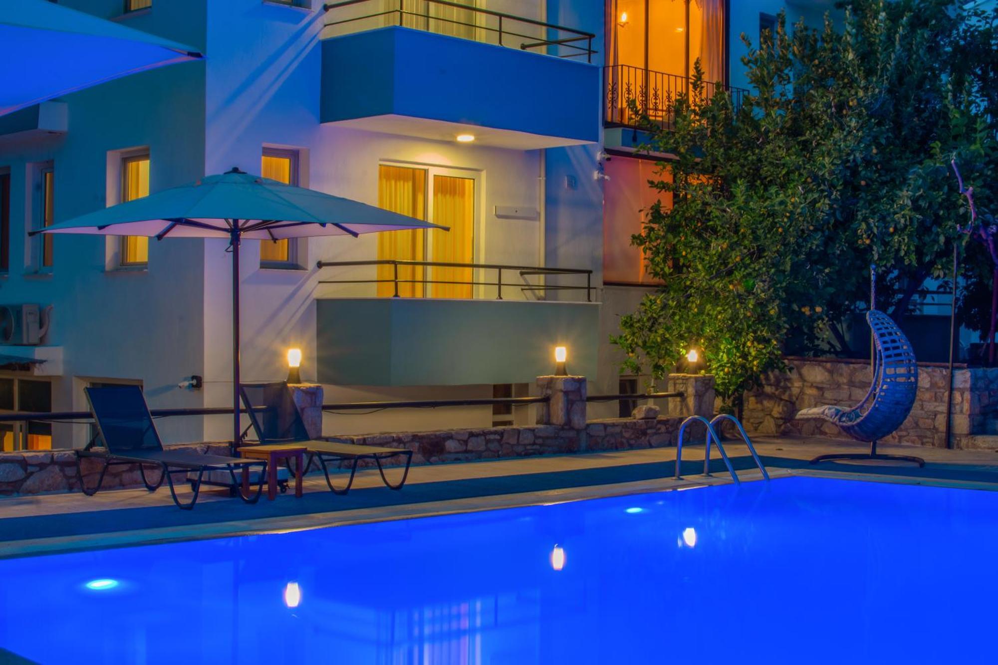 Oezguem Suite Otel 닷차 외부 사진