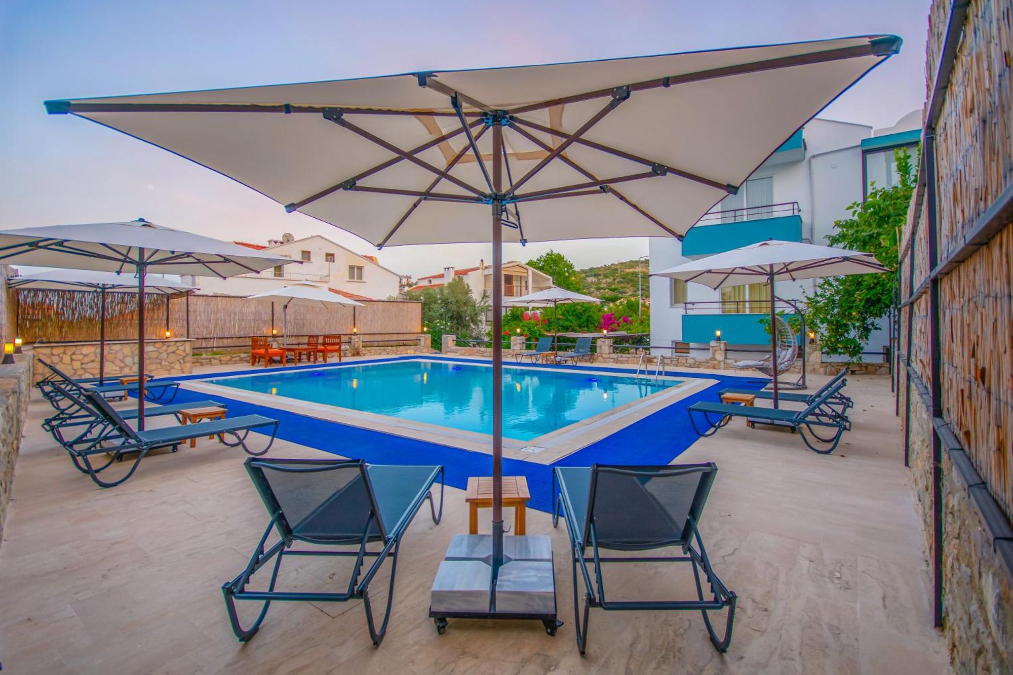 Oezguem Suite Otel 닷차 외부 사진