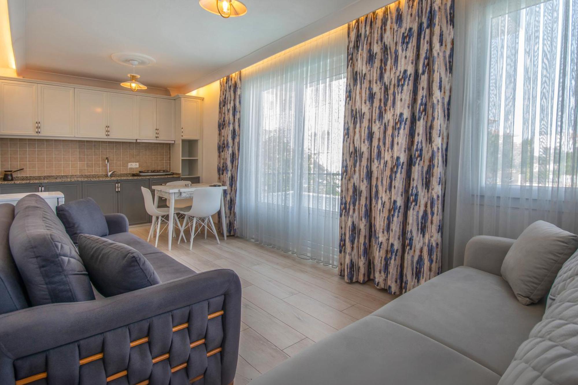 Oezguem Suite Otel 닷차 외부 사진